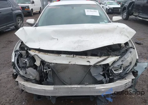 2016 Honda Civic Lx z USA, uszkodzony, nr VIN 19XFC2F51GE200256